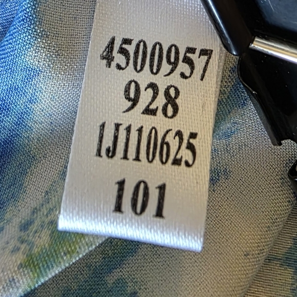 Chico’s Blue Green Abstract Print Sleeveless Tank Top Size 2 (M/L) - Picture 7 of 9